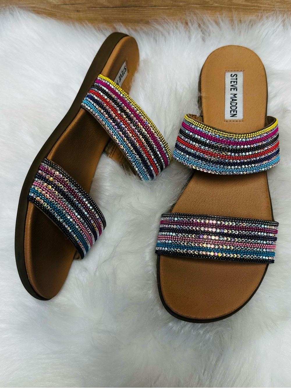 Steve Madden Multicolor Beaded Slide Sandals - Tan Footbed - Picture 3 of 8